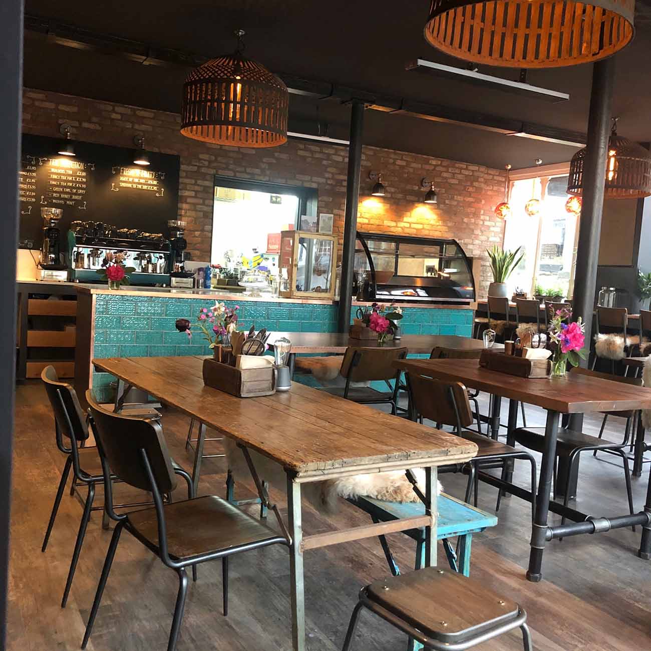 cosy cafe, hay on wye