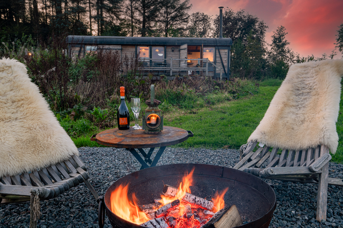 outdoor cooking, firepit, glamping